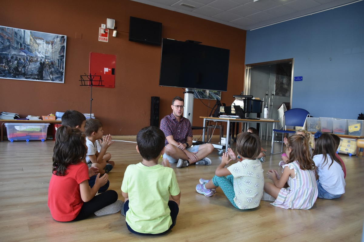 Clase de msica y movimiento Ayuntamiento de Barbastro