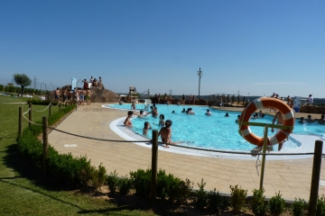 El día 12 se reabre la piscina al aire libre. 