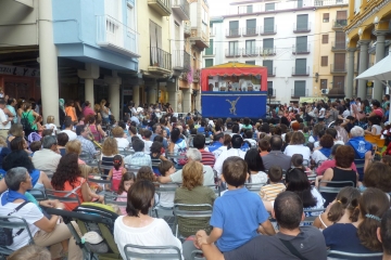 La plaza del Mercado se quedó pequeña para ver a Gorgorito. 