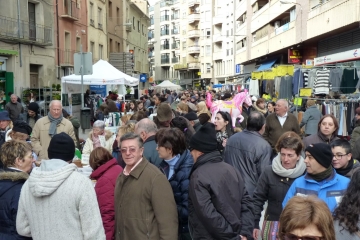 Cientos de personas acudieron a la feria de la Candelera.