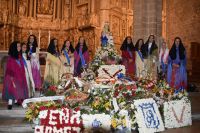 Damas_con_la_Virgen_Ayuntamiento_de_Barbastro