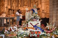 Ofrenda_a_la_Virgen_Ayuntamiento_de_Barbastro