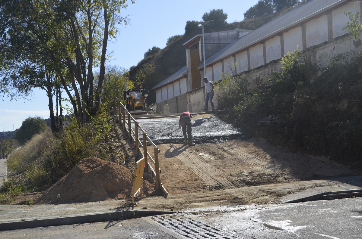 Obras acceso va verde