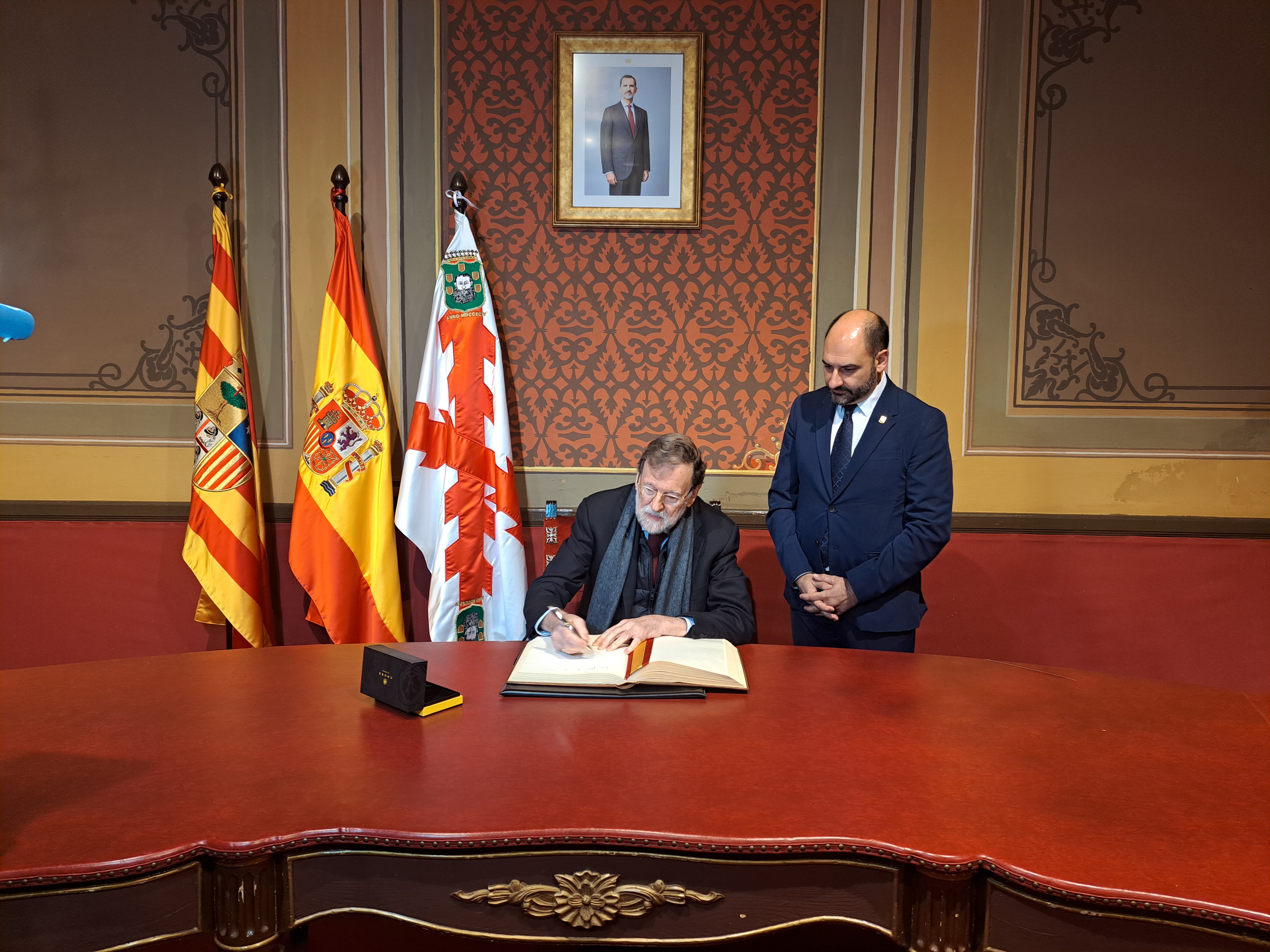 Rajoy libro honor