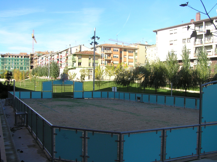 Pista multideportiva del parque de La Mina